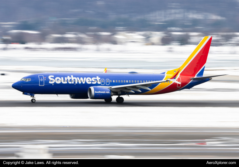 Photo of N8816Q - Southwest Airlines Boeing 737 MAX 8 at DCA on AeroXplorer Aviation Database