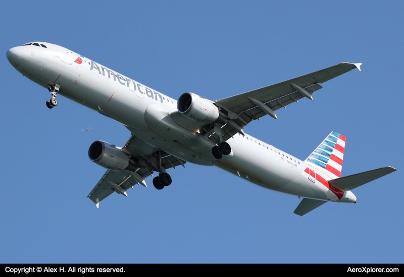 Photo of N161UW - American Airlines Airbus A321-200 at BOS on AeroXplorer Aviation Database