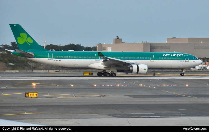 Photo of EI-DUZ - Aer Lingus Airbus A330-300 at JFK on AeroXplorer Aviation Database