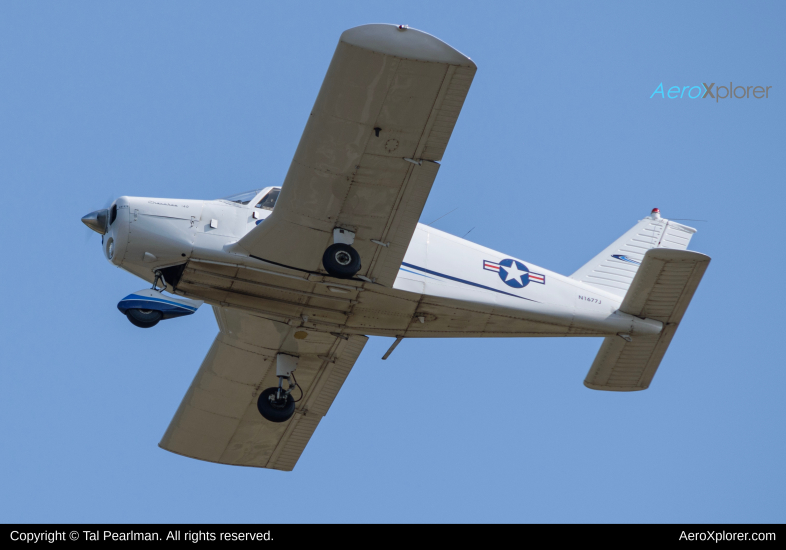 Photo of N1677J - PRIVATE Piper PA-28 at ESN on AeroXplorer Aviation Database