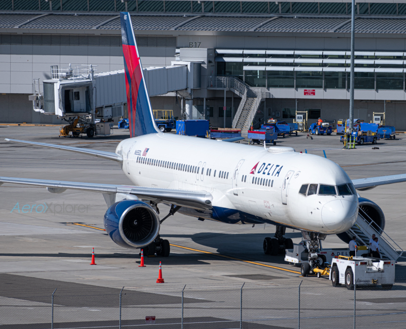 Photo of N655DL - Delta Airlines Boeing 757-200 at SMF on AeroXplorer Aviation Database