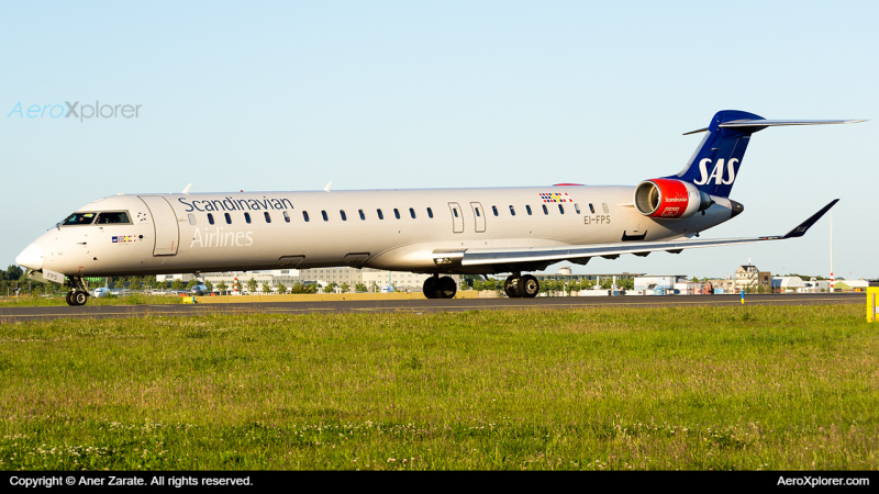 Photo of EI-FPS - Scandinavian Airlines Mitsubishi CRJ-900 at AMS on AeroXplorer Aviation Database