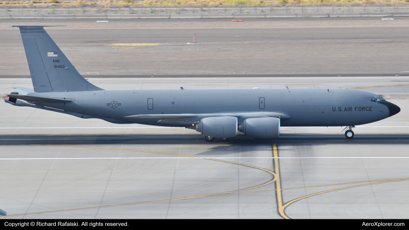 Photo of 59-1450 - USAF - United States Air Force Boeing KC-135 Stratotanker at PHX on AeroXplorer Aviation Database