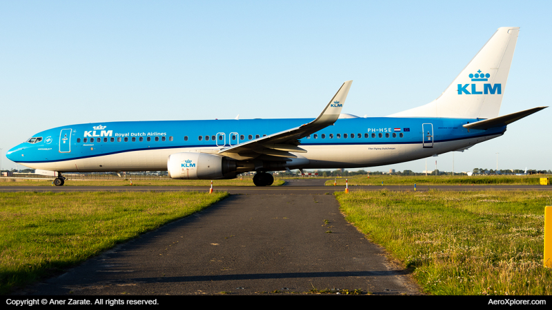 Photo of PH-HSE - KLM Boeing 737-800 at AMS on AeroXplorer Aviation Database