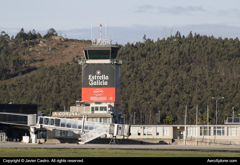Photo of LECO - Airport Photo at LCG on AeroXplorer Aviation Database