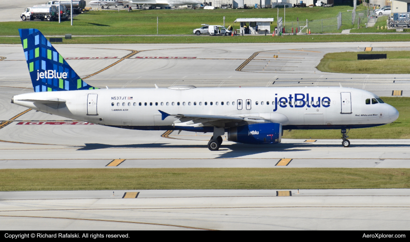 Photo of N537JT - JetBlue Airways Airbus A320 at FLL on AeroXplorer Aviation Database