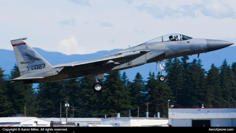 Photo of 84-0027 - USAF - United States Air Force McDonnell Douglas F-15 Eagle at YXX on AeroXplorer Aviation Database