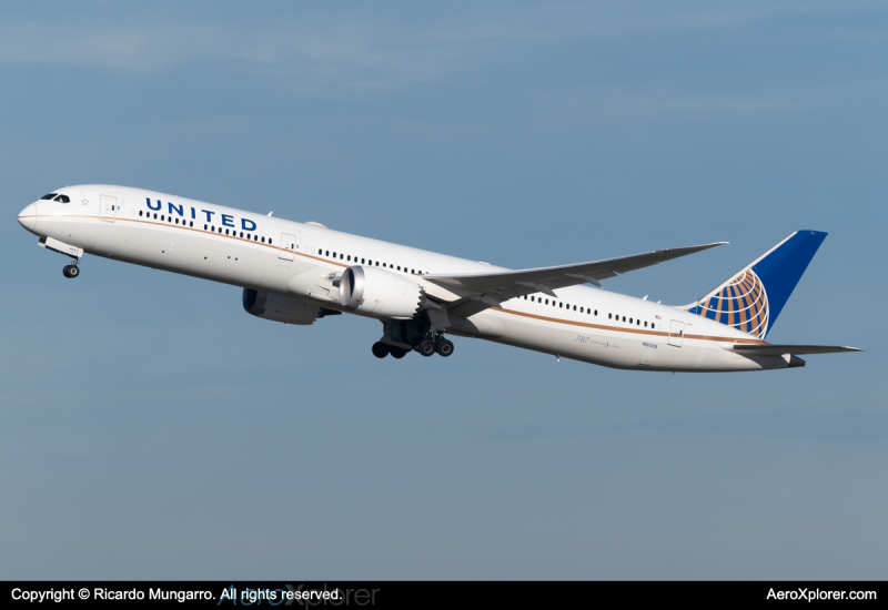 Photo of N16008 - United Airlines Boeing 787-10 at MUC on AeroXplorer Aviation Database