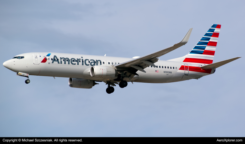Photo of N980NN - American Airlines Boeing 737-800 at ORD on AeroXplorer Aviation Database