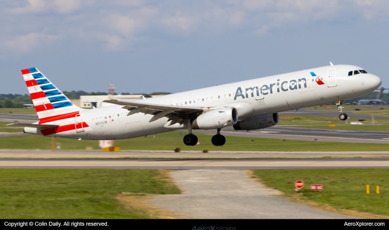Photo of N551UW - American Airlines Airbus A321-200 at CLT on AeroXplorer Aviation Database