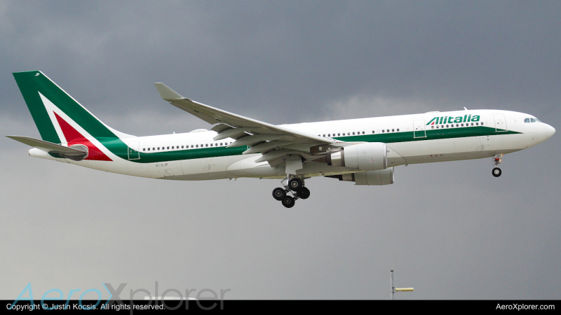 Photo of EI-EJP - Alitalia Airbus A330-200 at MIA on AeroXplorer Aviation Database