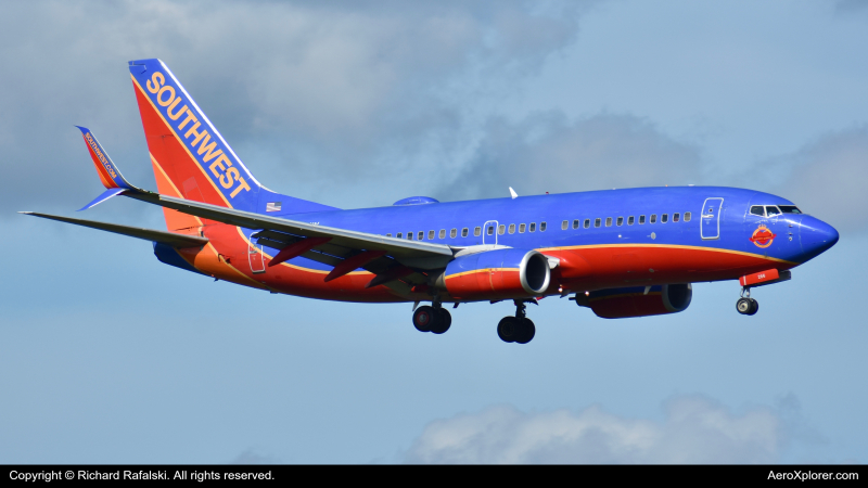Photo of N266WN - Southwest Airlines Boeing 737-700 at MCO on AeroXplorer Aviation Database