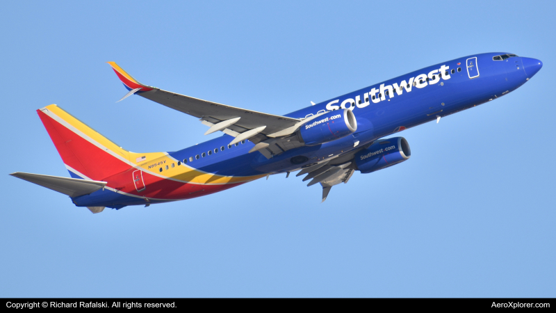 Photo of N8545V - Southwest Airlines Boeing 737-800 at PHX on AeroXplorer Aviation Database