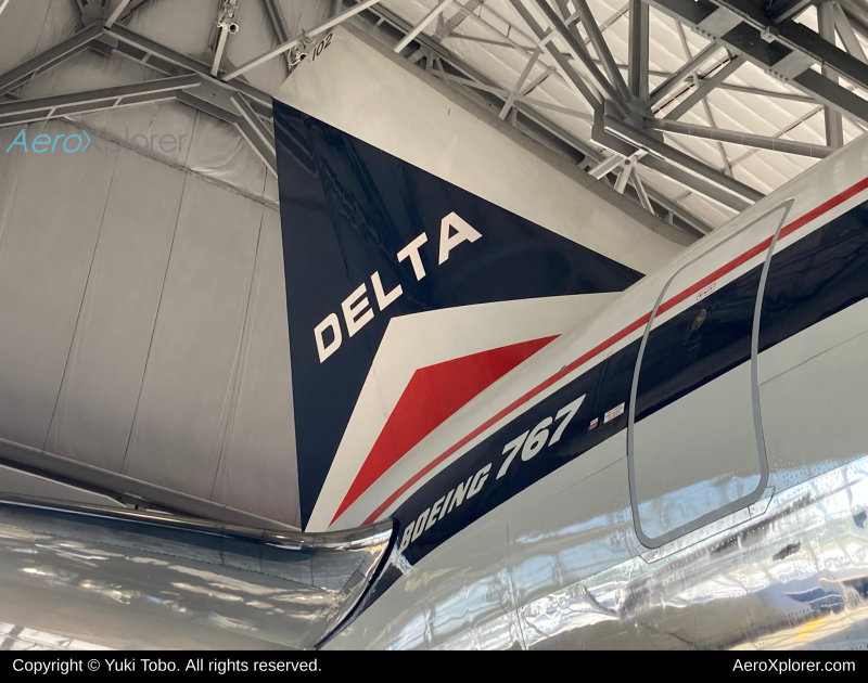 Photo of N102DA - Delta Air Lines (DL/DAL) Boeing 767-200 at ATL on AeroXplorer Aviation Database