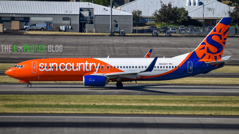 Photo of N835SY - Sun Country Airlines Boeing 737-800 at PDX on AeroXplorer Aviation Database