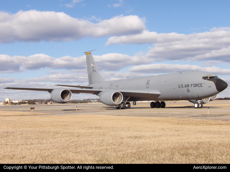 Photo of 59-1504 - USAF - United States Air Force Boeing KC-135 Stratotanker at PIT on AeroXplorer Aviation Database