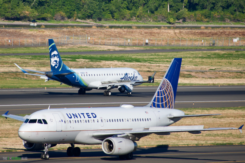 Photo of N820UA - United Airlines Airbus A319-100 at PDX on AeroXplorer Aviation Database