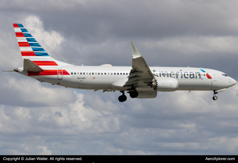 Photo of N314RH - American Airlines Boeing 737 MAX 8 at MIA on AeroXplorer Aviation Database