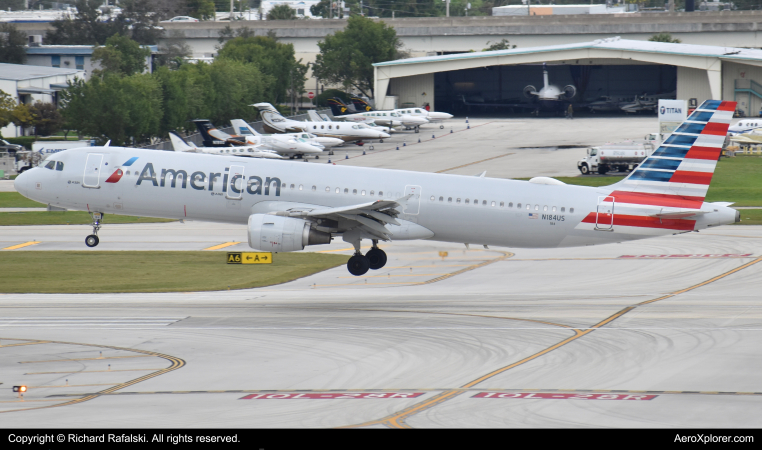 Photo of N184US - American Airlines Airbus A321-200 at FLL on AeroXplorer Aviation Database