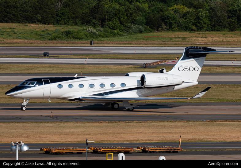 Photo of N587G - PRIVATE Gulfstream G500 at IAD on AeroXplorer Aviation Database