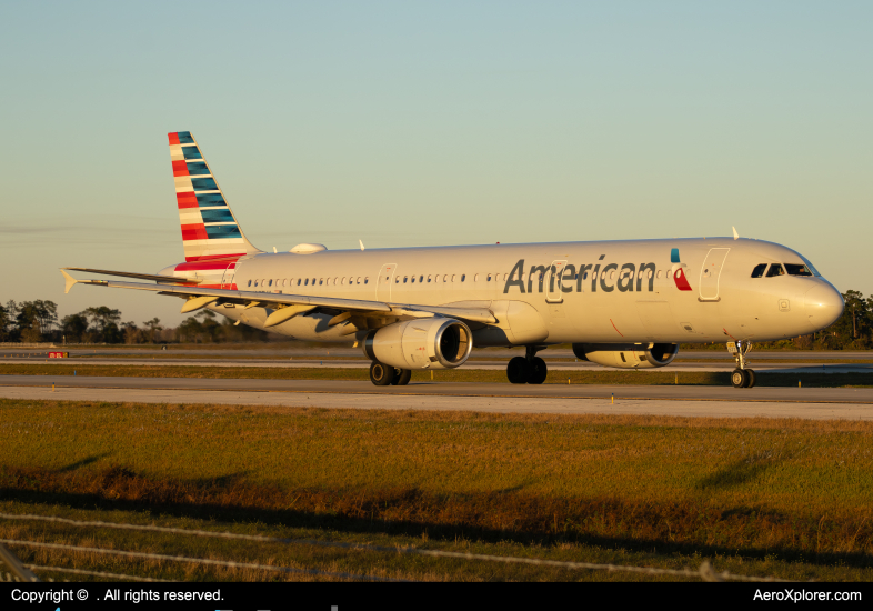 Photo of N977UY - American Airlines Airbus A321-200 at MCO on AeroXplorer Aviation Database