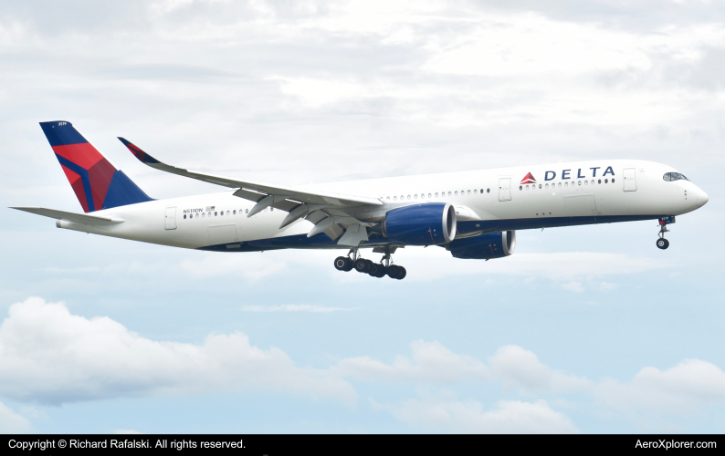 Photo of N519DN - Delta Airlines Airbus A350-900 at MCO on AeroXplorer Aviation Database