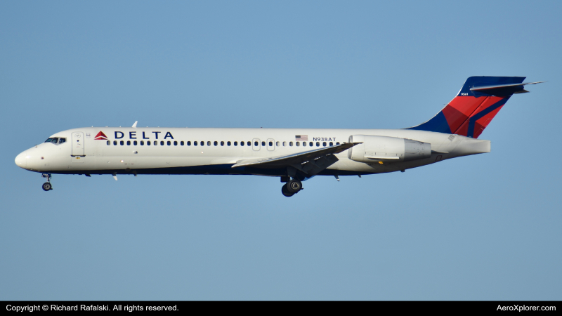 Photo of N938AT - Delta Airlines Boeing 717-200 at ATL on AeroXplorer Aviation Database