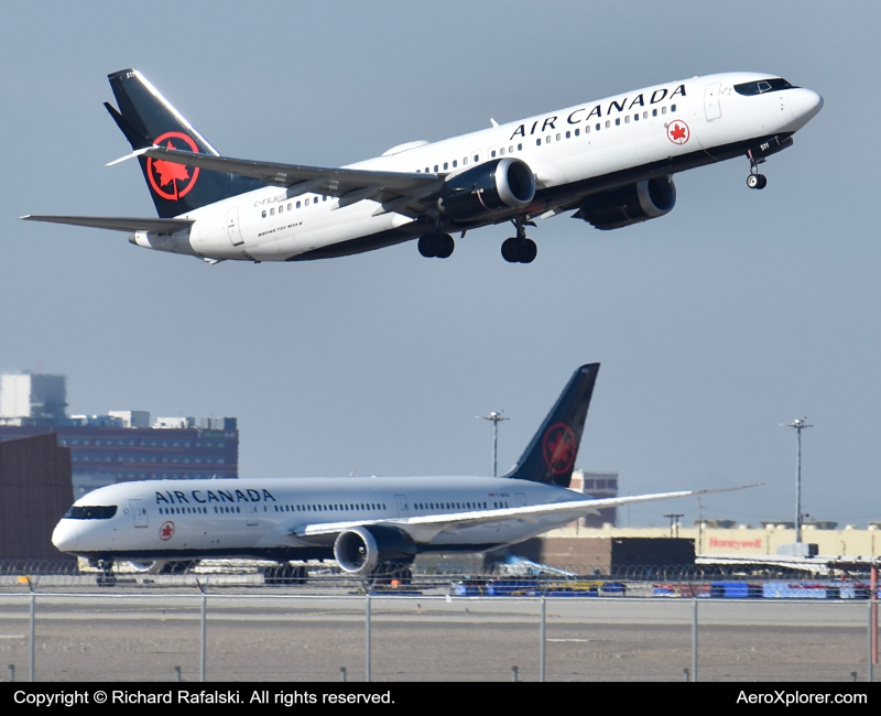 Photo of C-FSJH - Air Canada Boeing 737 MAX 8 at PHX on AeroXplorer Aviation Database