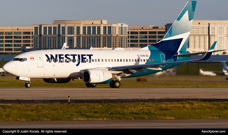 Photo of C-GWJG - WestJet Boeing 737-700 at KTPA on AeroXplorer Aviation Database