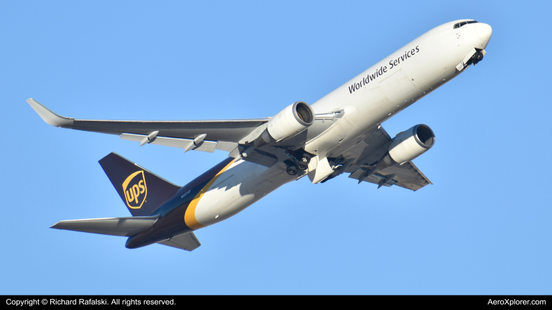 Photo of N307UP - United Parcel Service Boeing 767-300F at PHX on AeroXplorer Aviation Database