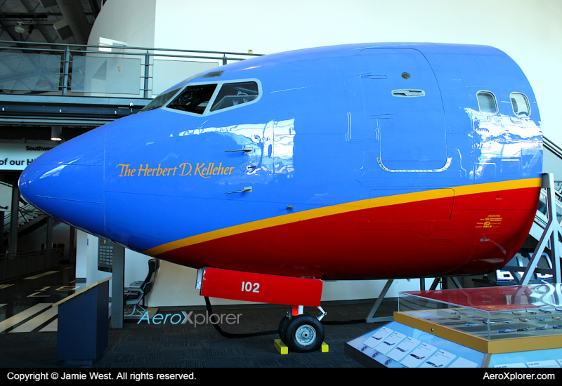Photo of N102SW - Southwest Airlines Boeing 737-200 at DAL on AeroXplorer Aviation Database