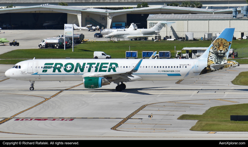 Photo of N712FR - Frontier Airlines Airbus A321 at FLL on AeroXplorer Aviation Database