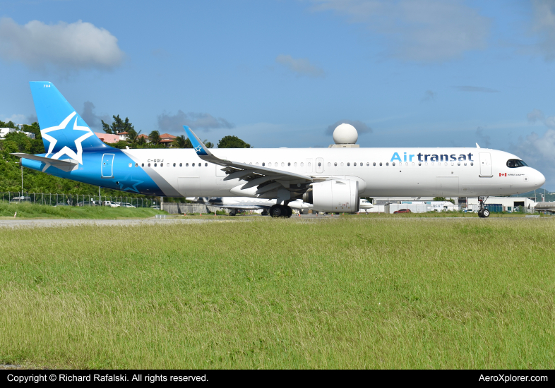 Photo of C-GOIJ - Air Transat Airbus A321-271NX at SXM on AeroXplorer Aviation Database