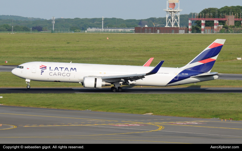 Photo of CC-CXD - LATAM Cargo Boeing 767-300ER at BRU on AeroXplorer Aviation Database