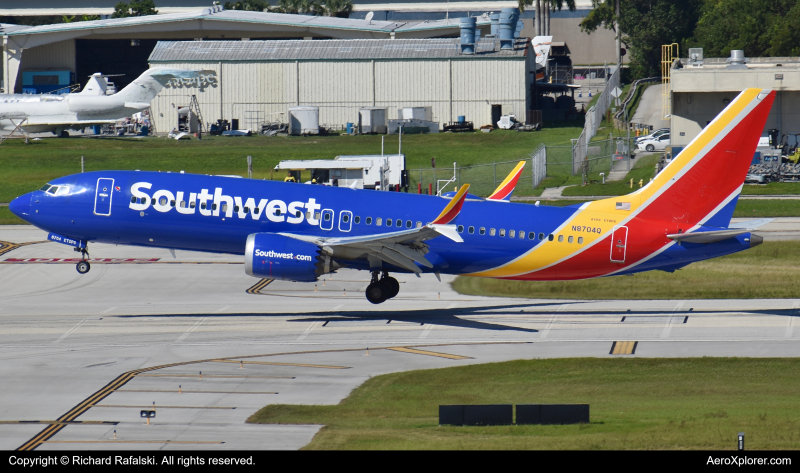 Photo of N8704Q - Southwest Airlines Boeing 737 MAX 8 at FLL on AeroXplorer Aviation Database