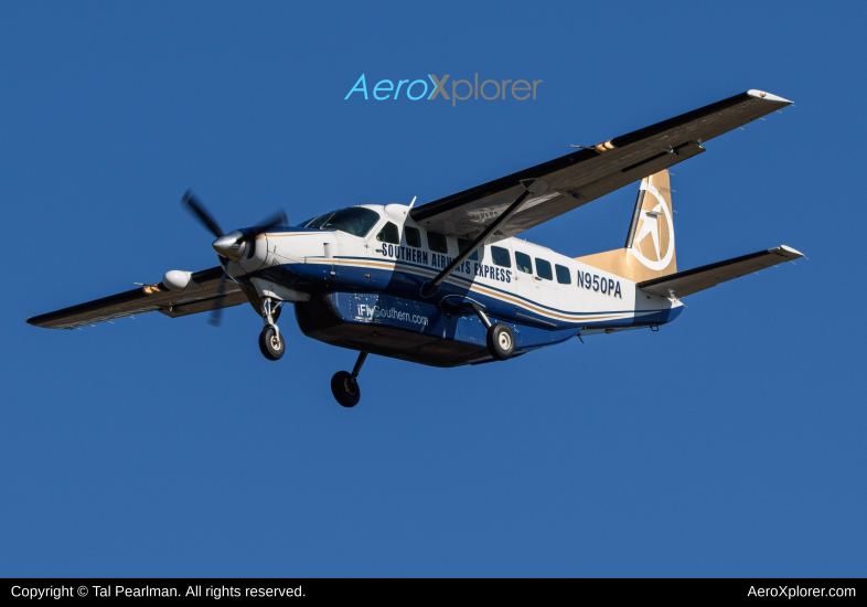 Photo of N950PA - Southern Airways Cessna 208 Grand Caravan at PIT on AeroXplorer Aviation Database