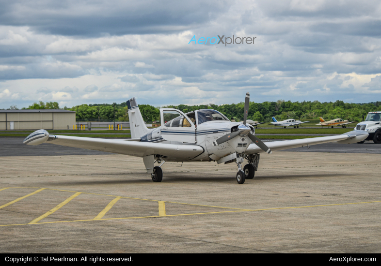 Photo of N7251R - PRIVATE Beechcraft 33 Debonair at FDK on AeroXplorer Aviation Database