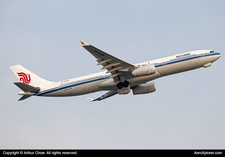 Photo of B-6525 - Air China Airbus A330-300 at HKG on AeroXplorer Aviation Database