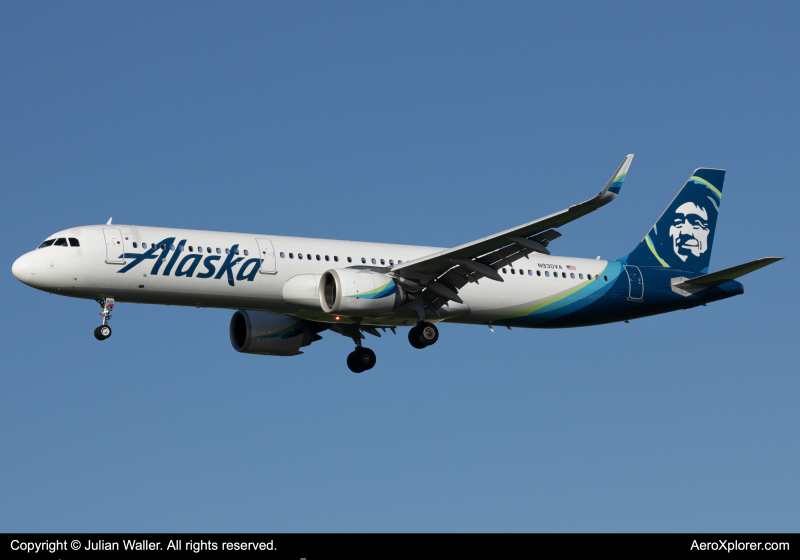 Photo of N930VA - Alaska Airlines Airbus A321NEO at LAX on AeroXplorer Aviation Database