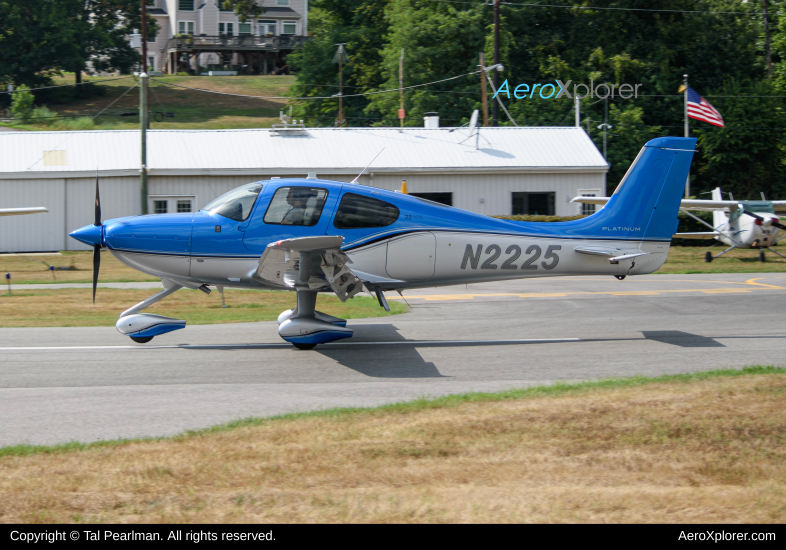 Photo of N2225 - PRIVATE Cirrus SR-22 at VKX on AeroXplorer Aviation Database