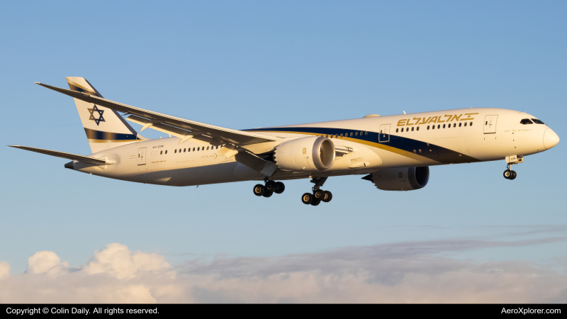 Photo of 4X-EDM - El Al Boeing 787-9 at MIA on AeroXplorer Aviation Database