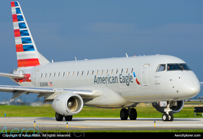 Photo of N286NN - American Eagle Embraer E175 at YYZ on AeroXplorer Aviation Database