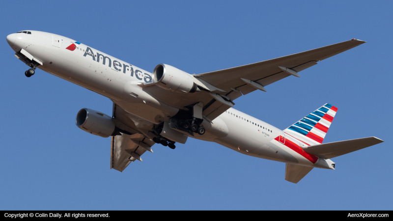 Photo of N776AN - American Airlines Boeing 777-200ER at CLT on AeroXplorer Aviation Database