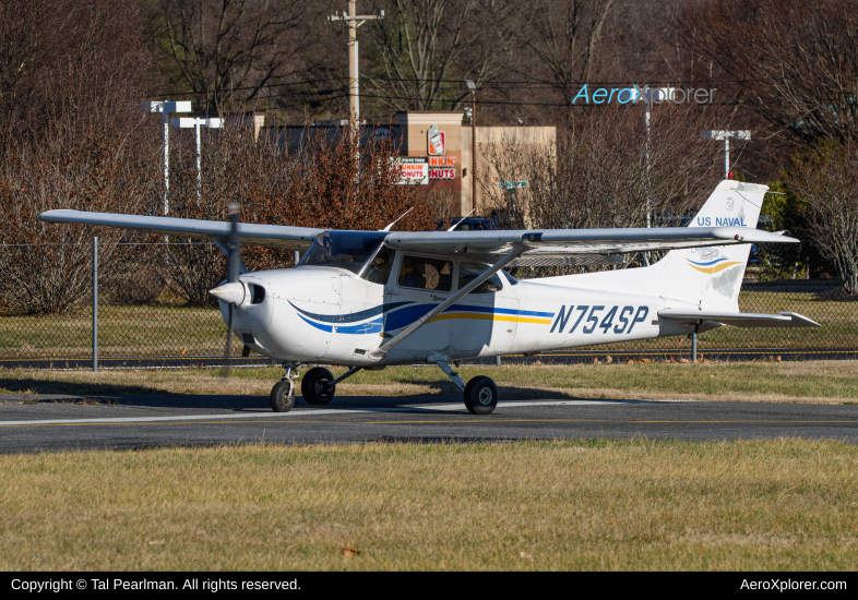 Photo of N754SP - PRIVATE Cessna 172 at ANP on AeroXplorer Aviation Database