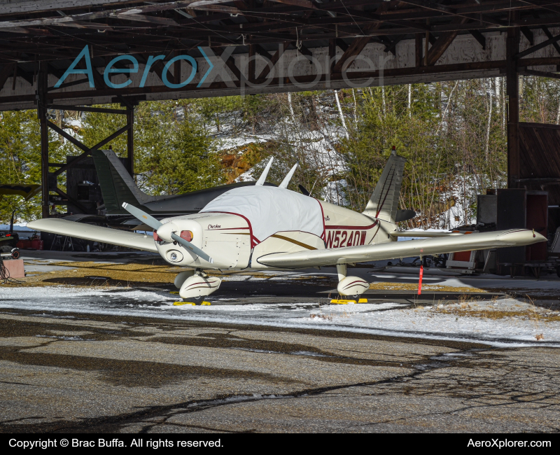 Photo of N5240W - PRIVATE Piper PA-28 at LCI on AeroXplorer Aviation Database