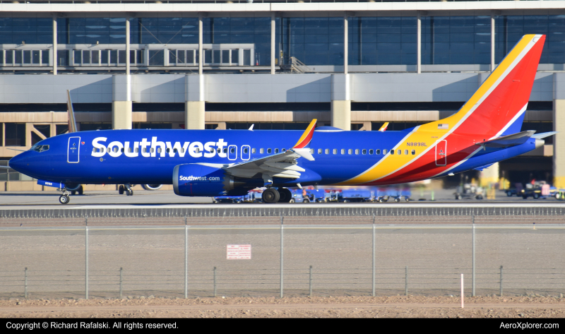 Photo of N8898L - Southwest Airlines Boeing 737 MAX 8 at PHX on AeroXplorer Aviation Database