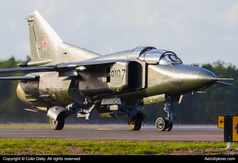 Photo of N23UB - PRIVATE Mikoyan-Gurevich MiG-23 at LAL on AeroXplorer Aviation Database