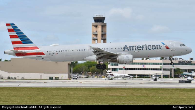 Photo of N173US - American Airlines Airbus A321-200 at FLL on AeroXplorer Aviation Database
