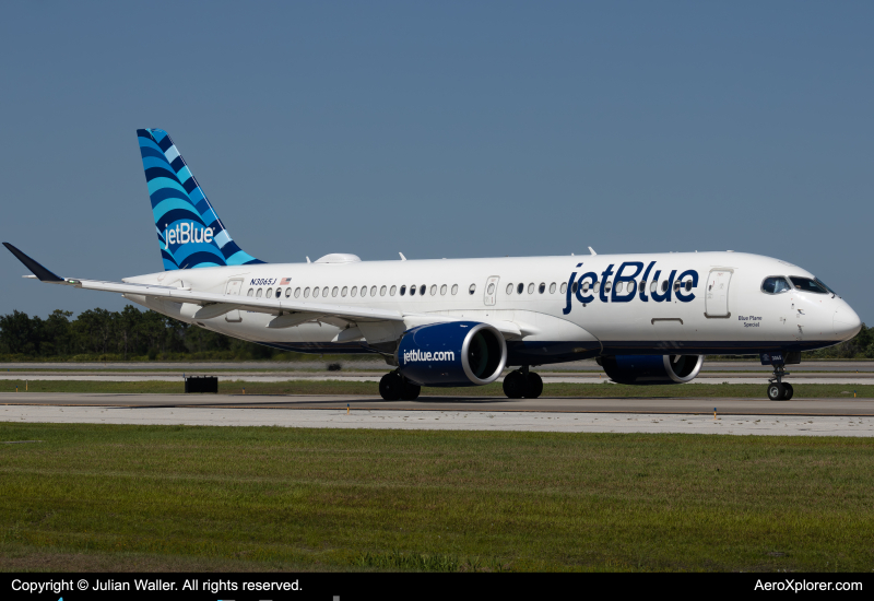 Photo of N3065J - JetBlue Airways Airbus A220-300 at MCO on AeroXplorer Aviation Database