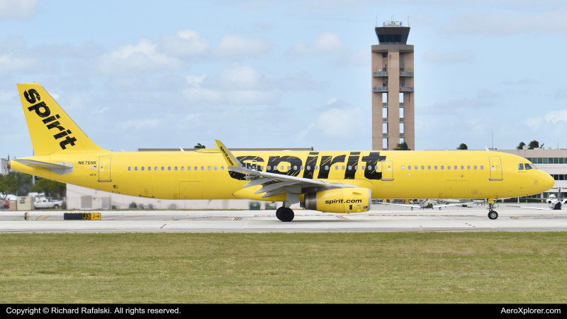 Photo of N676NK - Spirit Airlines Airbus A321-200 at FLL on AeroXplorer Aviation Database